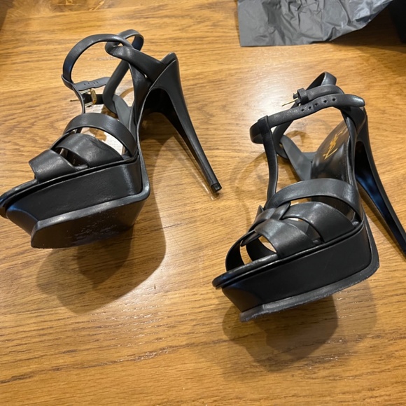 Yves Saint Laurent Heels Size 9 US - Picture 5 of 11
